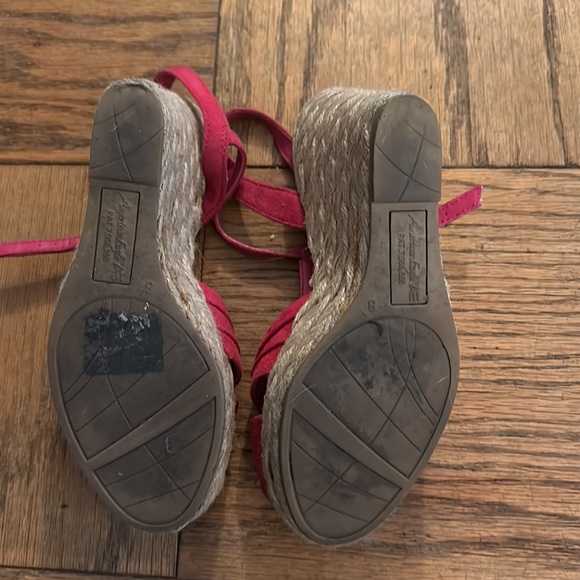 American Eagle Hot Pink Espadrille Wedges - Picture 6 of 8
